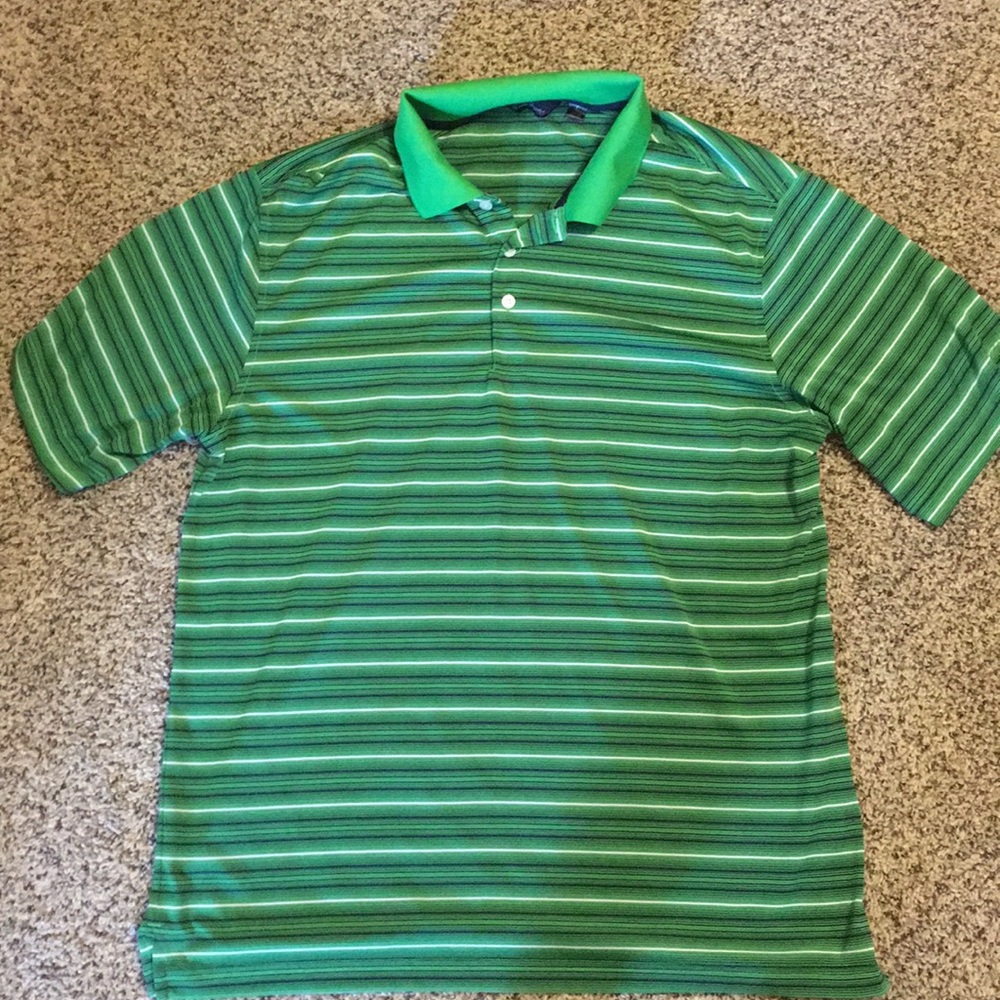 Green golf polo